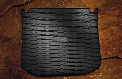 2013 Jeep Grand Cherokee Cargo Area Tray, Molded 82212085